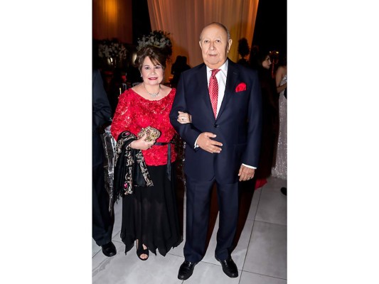 Mary y Flavio Tinoco.
