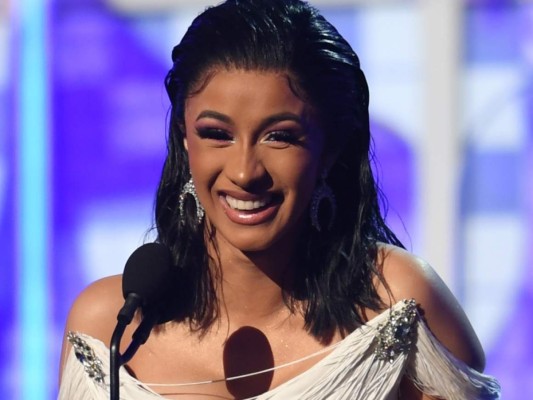 Cardi B cierra su Instagram tras criticas por su triunfo en los Grammys   