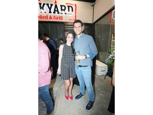 Brindis por los éxitos de Plaza Numa