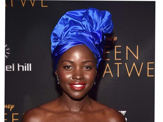 Lupita Nyong'o la reina de los turbantes