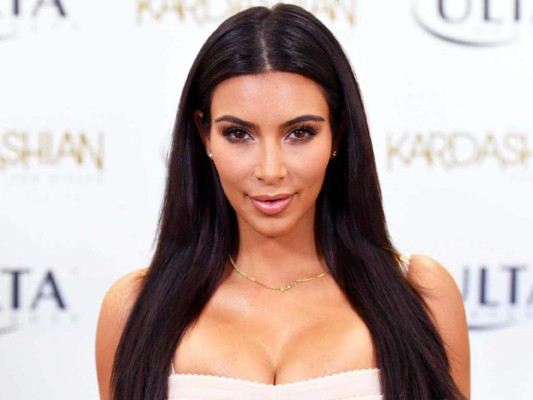 Kim Kardashian se arrepiente de retoque estético