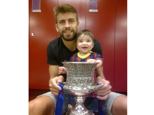 Primera foto de Sasha y Milan Piqué juntos!