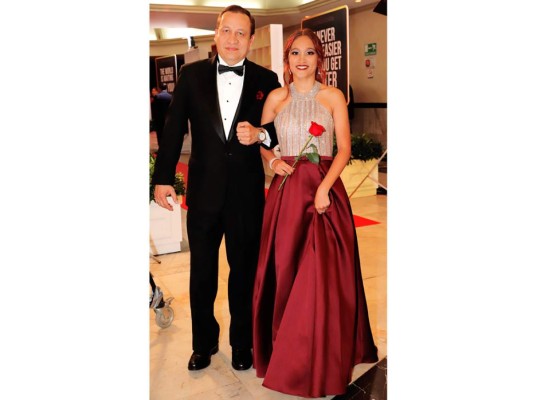 Red Carpet: Prom de los Seniors 2019 de La Estancia School