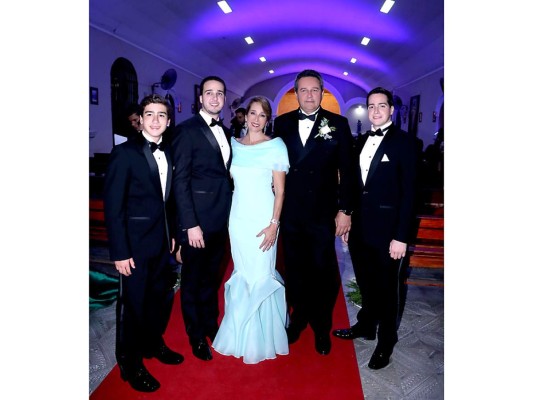 La boda de Reginaldo Panting y Fabiola Monterroso  