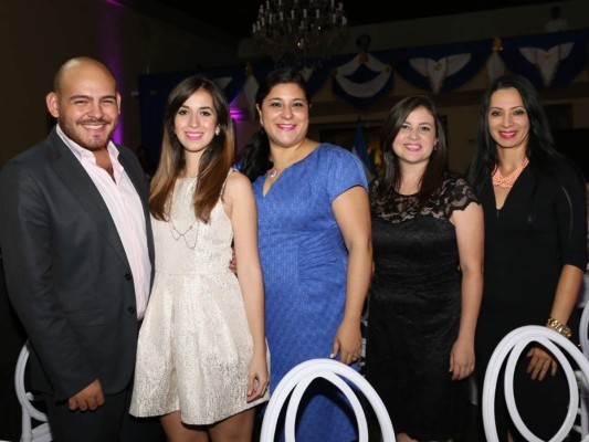 Cena rosa en Casa Presidencial