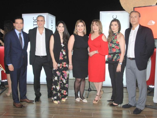 Inauguran el Sky Lounge de Fontana del Valle