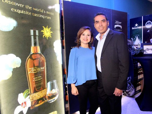 Elegante presentación de Ron Zacapa Edición Negra  