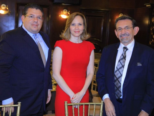 Cena con Felipe Calderón
