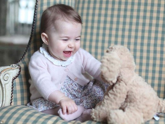 Nuevas fotografías de la princesa Charlotte