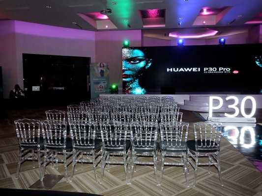 El cóctel del lanzamiento del Huawei P30  