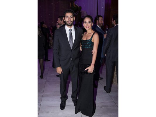 Guillermo Orellana y Giordanna Kafati festejan su boda