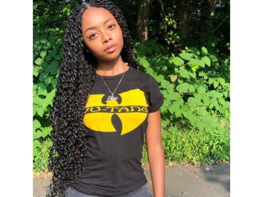 Skai Jackson nació en Estados Unidos, sin embargo, tiene raíces latinas por parte de su padre, quien es hondureño.