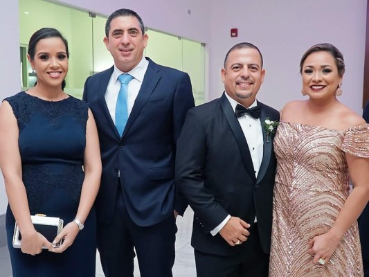 Giancarlo Rietti y Ruth Estévez celebran su boda   