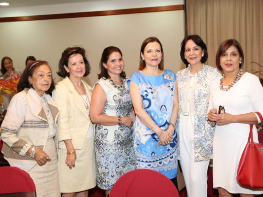 Almuerzo Solidario a beneficio del Centro Las Flores