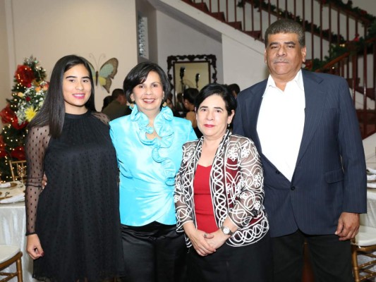 Cena de graduación seniors 2016 Centro Escolar Antares