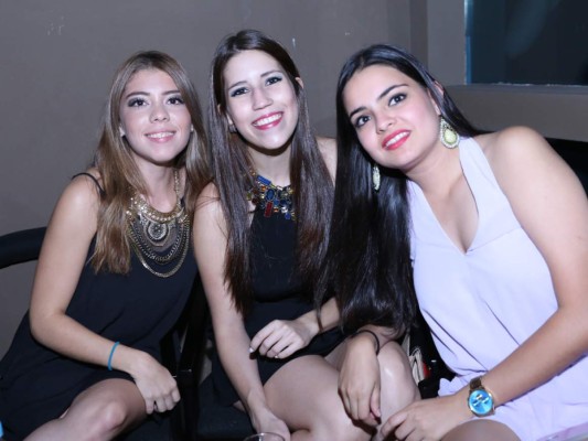 Apertura Up Lounge y Club