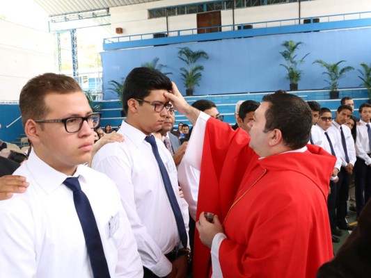 Confirmación en Macris School