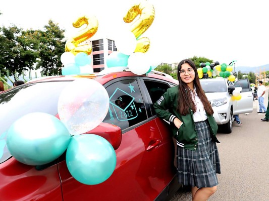 Senior Entrance de la Elvel School