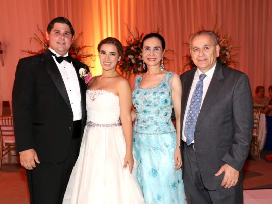 La boda de Braulio Emilio Cruz y Mireya Isabel Silva