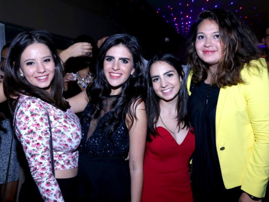 Apertura Up Lounge y Club