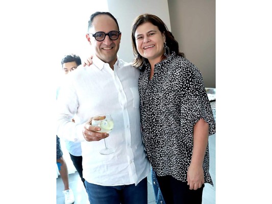 Celebración por el cumpleaños de Sonia Patricia Castillo Casanova