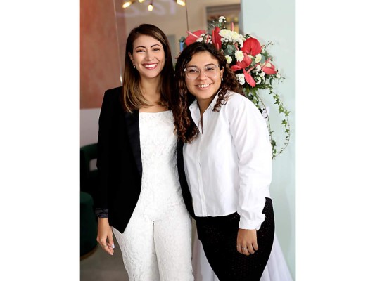 Apertura de Sophis Beauty Supplies