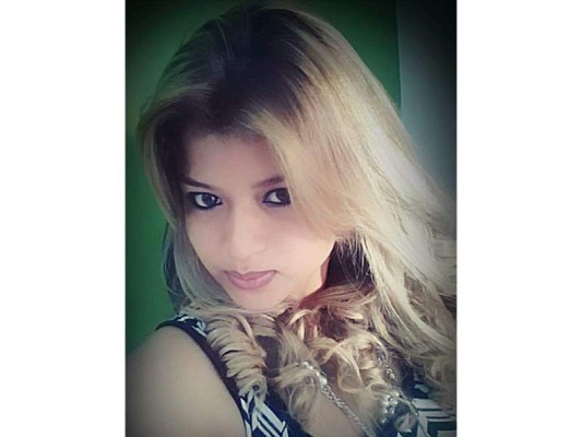 La asesora de imagen de Blueberrys Beatutysalon, Alejandra Estrada.