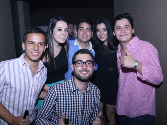 Apertura Up Lounge y Club