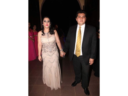 Boda de Mariela Girón y Luis Mario Hernández