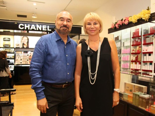 El Embajador de Francia Sr. Pierre Christian Soccoja y Marianne Cadario (Foto Marco Rico)