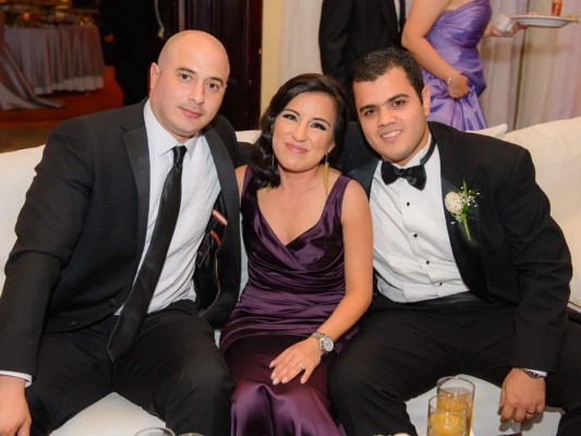 La boda de Verá Lucía Díaz y José Luis Melara
