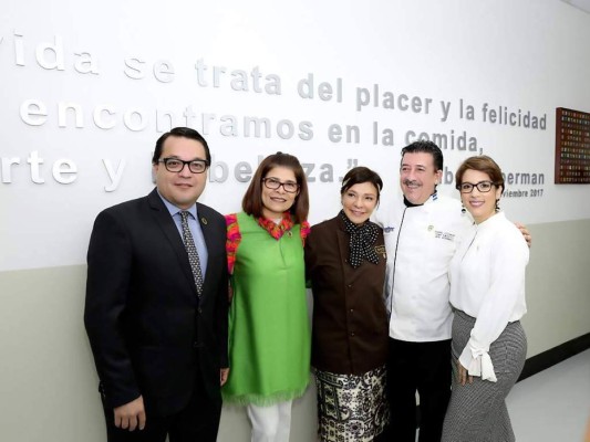 Hilda Hernández, el rostro del compromiso y entrega