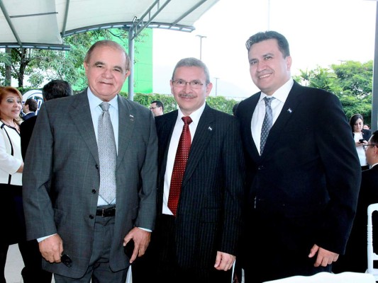 Fredy Nasser nuevo abanderado de BANPAÍS   