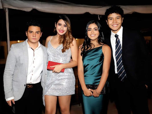 Senior Dinner Del Campo International School