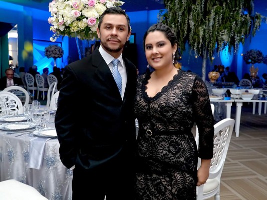 Daniel Raudales y Lucía Züñiga celebran sagrado matrimonio