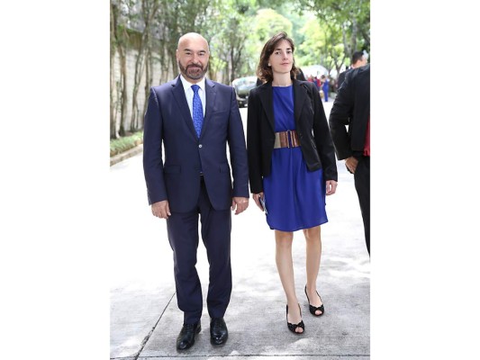 Looks del 4 de julio en la Embajada Americana