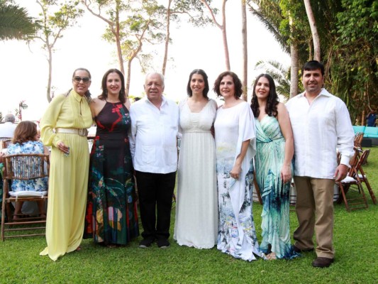 La boda civil de Andrea Handal y Roberto Álvarez