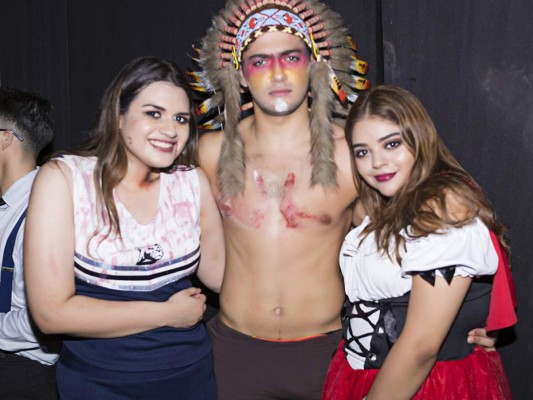 Night Walkers Halloween party en el InterContinental