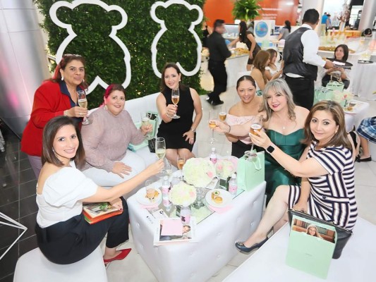 Tous apertura moderna tienda en San Pedro Sula