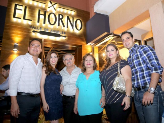 Apertura El Horno Valle de Angeles en San Pedro Sula