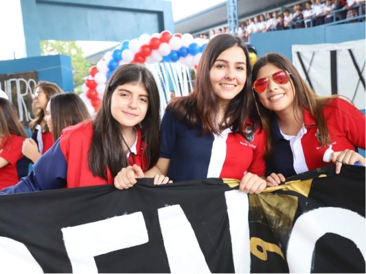 Senior entrance, Macris School 2019  