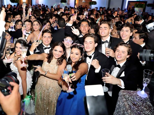 Best Moments Prom de la Escuela Americana 2019