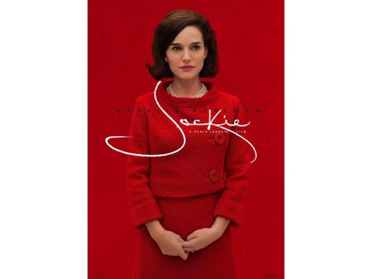 Natalie Portman como Jackie Kennedy