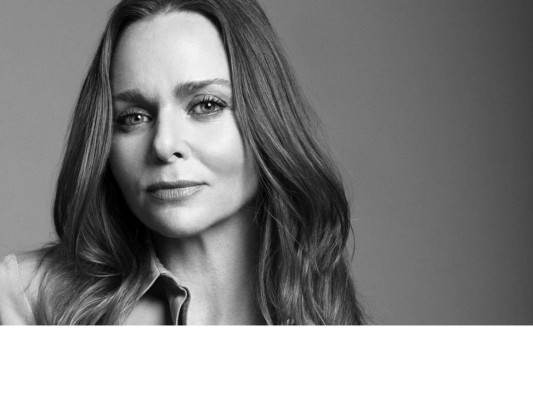 La diseñadora británica hija del ex Beatle Sir Paul MacCartney, es toda una revelación en el mundo de la moda