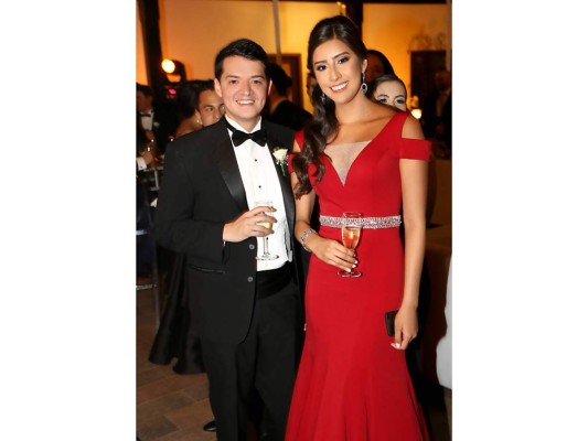 Alejandro Zuniga y Hanany Flores