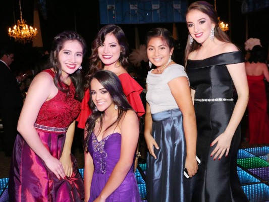 Prom de la DelCampo International School