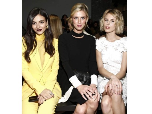 Victoria Justice y Nicky Hilton