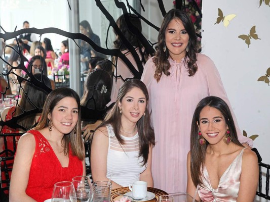 Celebración maternal para María Fernanda Welchez  