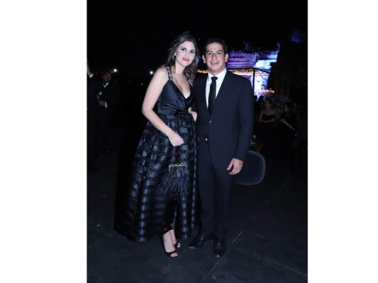 Pamela Cruz y Mauricio Oliva
