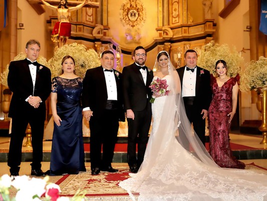 La boda de Mónica Guillen y Gabriel Balladares